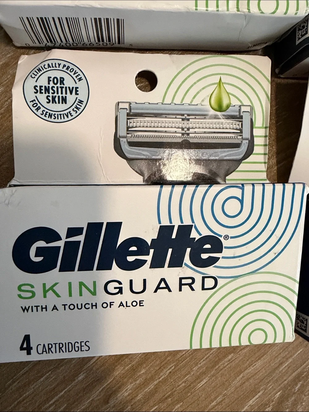 Gillette SkinGuard Men's Razor Blades, 4 Blade Refills Bundle of 4